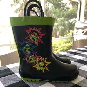 Kids Rain Boots - ninja turtles Size 7/8